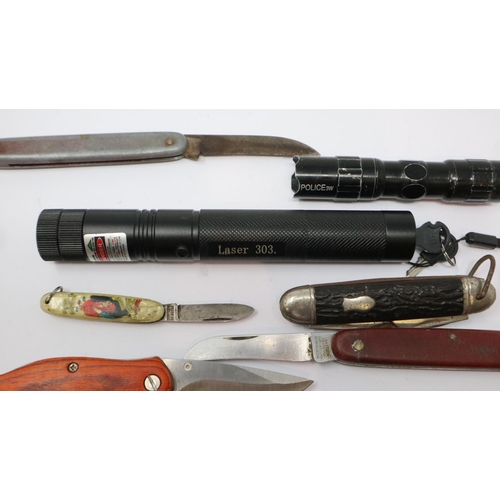 2144 - Mixed folding and pocket knives, mostly vintage, with a pocket torch and Laser 303 pointer. P&P Grou... 