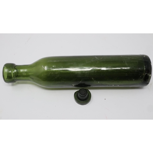 2216 - Rare WWI German Clark D Gas Bottle, with printed information. P&P Group 2 (£18+VAT for the first lot... 