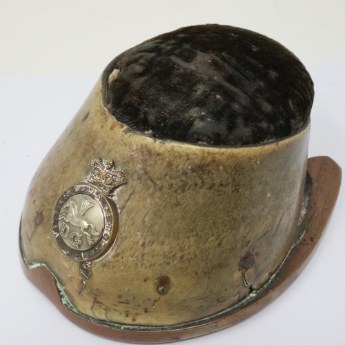 2227 - Victorian British 5th Dragon Guards horse-hoof pin cushion. P&P Group 2 (£18+VAT for the first lot a... 