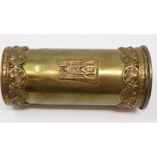2235 - INERT Trench Art WWI 37mm brass shell case. P&P Group 2 (£18+VAT for the first lot and £3+VAT for su... 