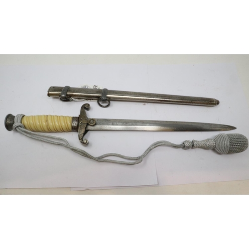 2242 - German Third Reich Heer (Army) officers dagger with metal sheath by Paul Seilheimer, with post-war k... 