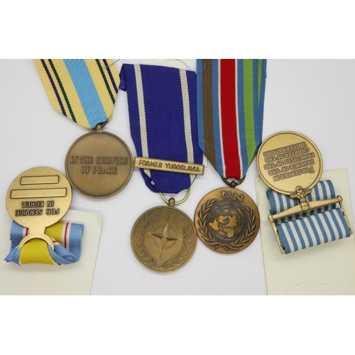 2396 - Five UN and UNEF medals. P&P Group 1 (£14+VAT for the first lot and £1+VAT for subsequent lots)