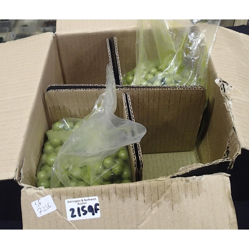 2159F - Two large bags with premium paintballs, green. P&P Group 2 (£18+VAT for the first lot and £3+VAT for... 