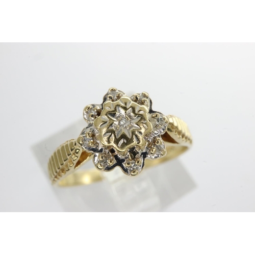 39 - 9ct gold diamond cluster ring, size K, 1.8g. P&P Group 1 (£14+VAT for the first lot and £1+VAT for s... 