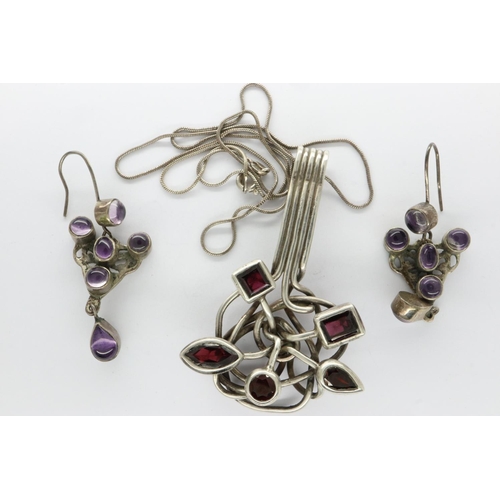 73 - 925 silver designer pendant necklace, L: 50 cm and earrings. P&P Group 1 (£14+VAT for the first lot ... 