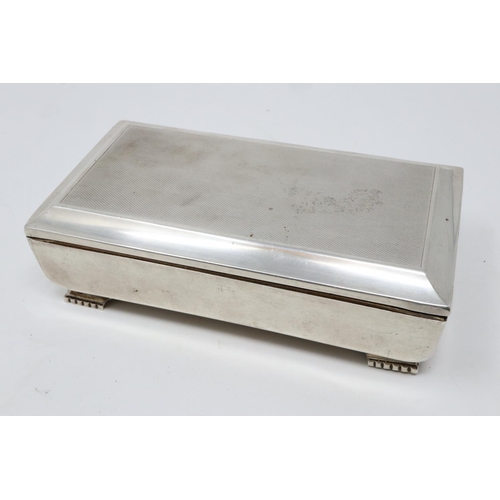 141 - Hallmarked silver cigarette case, Birmingham assay, 16 x 9 cm. P&P Group 1 (£14+VAT for the first lo... 