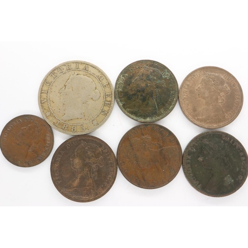 174 - Mixed coins of Queen Victoria, including 1876 halfpenny (Heaton mint), 1861 halfpenny, 1887 halfpenn... 