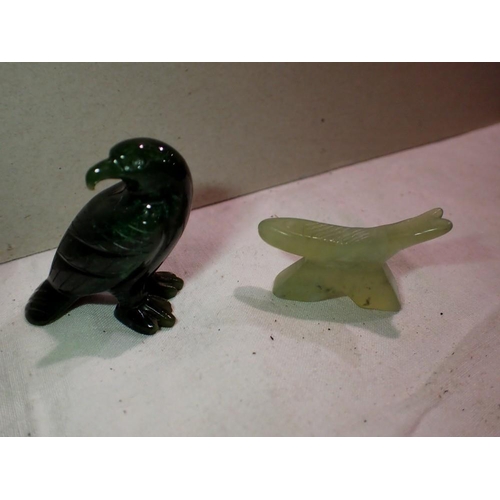 1130 - Two diminutive jade animals, largest L: 60 mm. P&P Group 1 (£14+VAT for the first lot and £1+VAT for... 