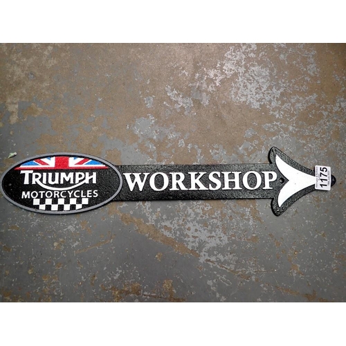 1175 - Cast iron Triumph Motorcycles workshop arrow, W: 40 cm. P&P Group 1 (£14+VAT for the first lot and £... 