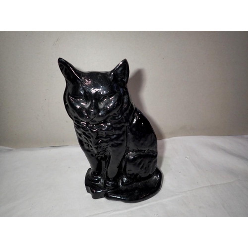 1269 - Cast iron lucky black cat doorstop, H: 19 cm. P&P Group 1 (£14+VAT for the first lot and £1+VAT for ... 