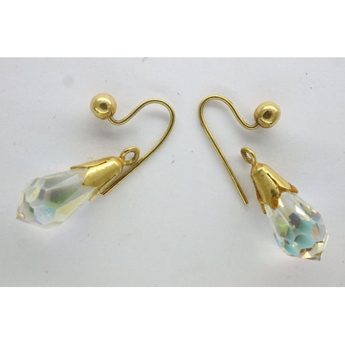 61 - Pair of 9ct gold stone set drop earrings, 2.0g. P&P Group 1 (£14+VAT for the first lot and £1+VAT fo... 