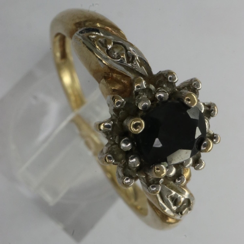 43 - 9ct gold cluster ring set with sapphire and diamonds, size O, 2.5g. UK P&P Group 0 (£6+VAT for the f... 