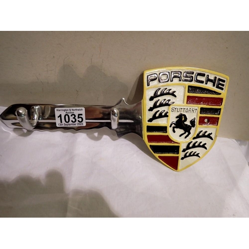 1035 - Aluminium Porsche key hook. UK P&P Group 1 (£16+VAT for the first lot and £2+VAT for subsequent lots... 