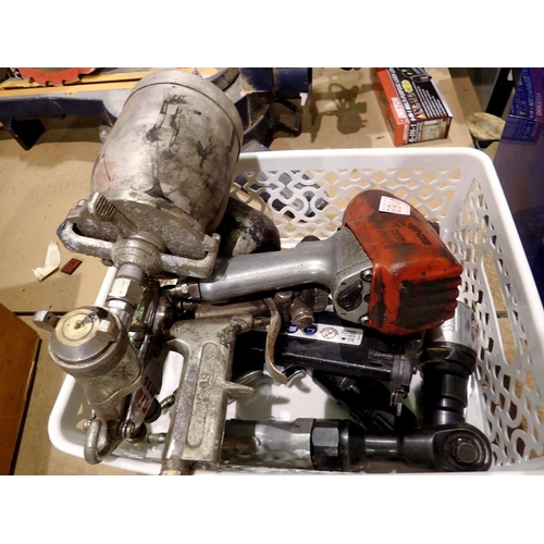 1702 - Seven air powered tools including Snap-on and Sealey. Not available for in-house P&P