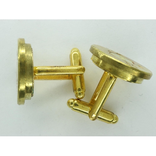 23 - Pair of yellow metal Trench Art bullet cap cufflinks, face D: 20 mm. UK P&P Group 0 (£6+VAT for the ... 