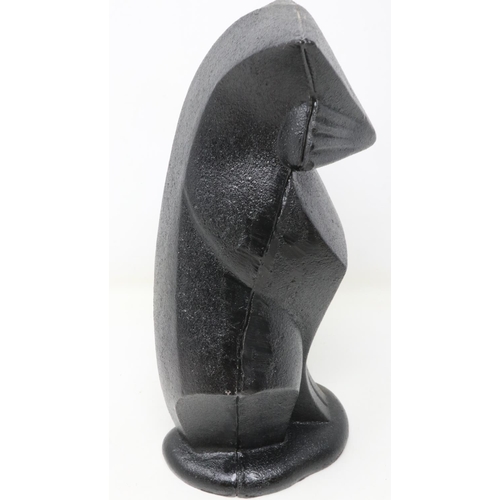 252 - Cast iron Art Deco style doorstop in the form of a stylized cat, H: 26 cm. UK P&P Group 2 (£20+VAT f... 