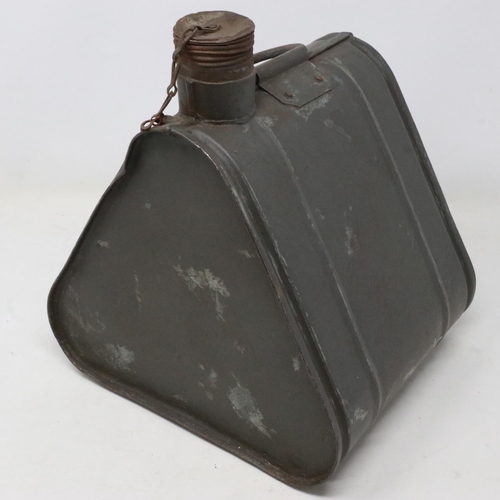 2083 - WWII German 252nd Infantry Division small fuel can. UK P&P Group 2 (£20+VAT for the first lot and £4... 