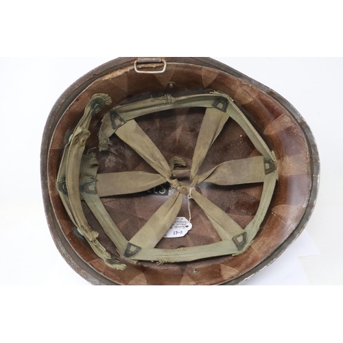 2124 - WWII US swivel bale front seam medics helmet and liner. UK P&P Group 3 (£30+VAT for the first lot an... 