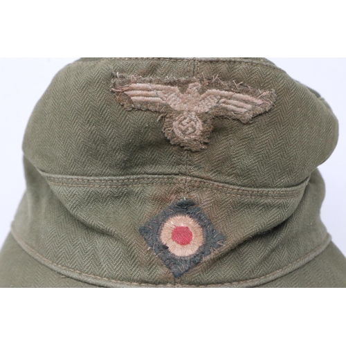 2137 - WWII German Africa Corps M41 Field Cap. UK P&P Group 2 (£20+VAT for the first lot and £4+VAT for sub... 