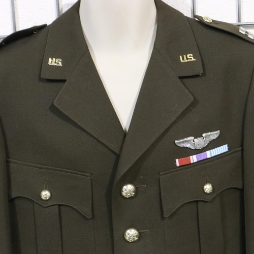 2171 - An American post-war parade tunic, with pilots wings and ribbon bar. UK P&P Group 2 (£20+VAT for the... 