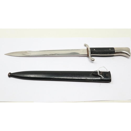 2189 - Third Reich post-war replica presentation dagger, with chequered grip and steel scabbard. UK P&P Gro... 