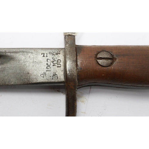 2196 - WWI British 1907 Pattern hooked quillon bayonet dated 1909. Re-inspection marks for 1911 and 1912. M... 