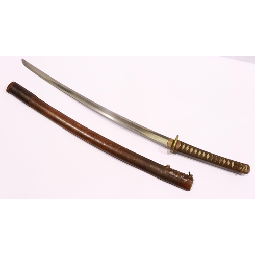 2199 - WWII Japanese Officers sword, with an ancient family blade. Reputedly a veteran bring back. UK P&P G... 