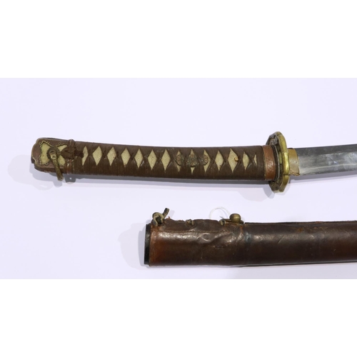 2199 - WWII Japanese Officers sword, with an ancient family blade. Reputedly a veteran bring back. UK P&P G... 