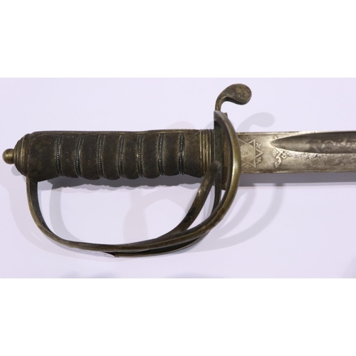 2210 - British WWI Royal Artillery parade sword by Sanderson Bros & Newbould Sheffield, with leather scabba... 