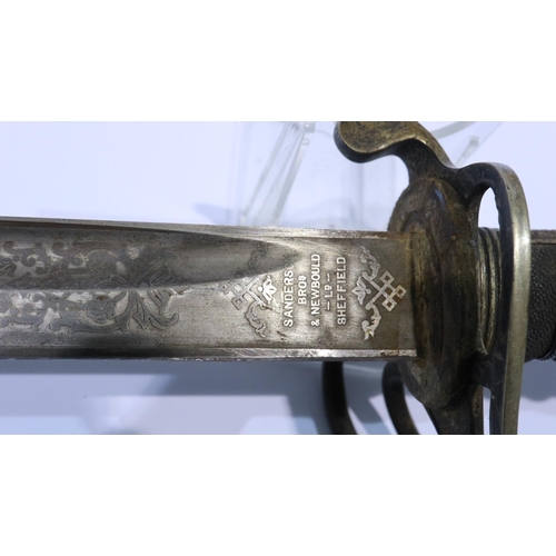 2210 - British WWI Royal Artillery parade sword by Sanderson Bros & Newbould Sheffield, with leather scabba... 