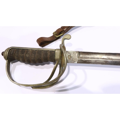 2212 - British WWI Royal Artillery parade sword with leather scabbard, sword frog and wired shagreen grip. ... 