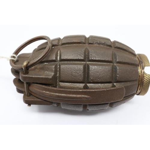 2217 - WWI N° 5 Mills grenade with early alloy base. UK P&P Group 2 (£20+VAT for the first lot and £4+VAT f... 