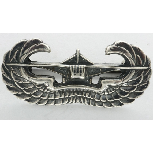 2263 - WWII USA Parachute Glider Wings in sterling silver. UK P&P Group 1 (£16+VAT for the first lot and £2... 