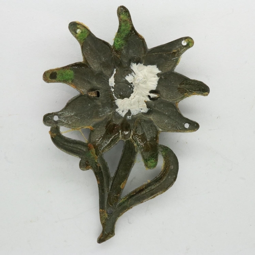 2276 - German WWII Edelweiss Mountain Troops badge. UK P&P Group 1 (£16+VAT for the first lot and £2+VAT fo... 