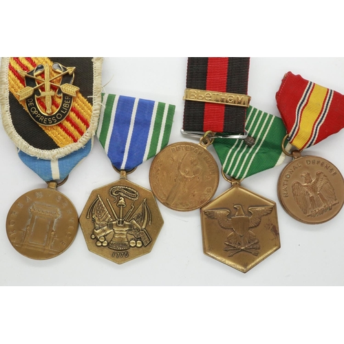 2293 - World medals, including American examples, and an enamelled Special Forces badge (5). UK P&P Group 1... 