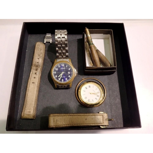 1154 - Lorus gents wristwatch with other collectibles. UK P&P Group 1 (£16+VAT for the first lot and £2+VAT... 