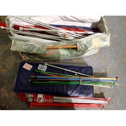 1261 - Large quantity of knitting needles. Not available for in-house P&P