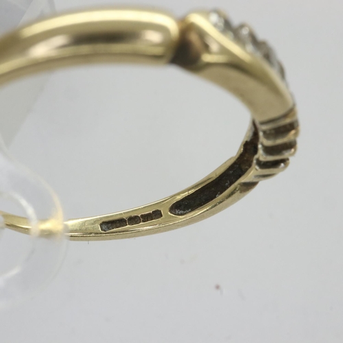 56 - 9ct gold ring set with diamonds, size O, 1.7g. UK P&P Group 0 (£6+VAT for the first lot and £1+VAT f... 