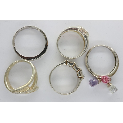 68 - Five 925 silver and white metal rings, various sizes. UK P&P Group 1 (£16+VAT for the first lot and ... 