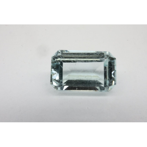 69 - Natural emerald cut loose aquamarine stone: 1.50ct. UK P&P Group 1 (£16+VAT for the first lot and £2... 