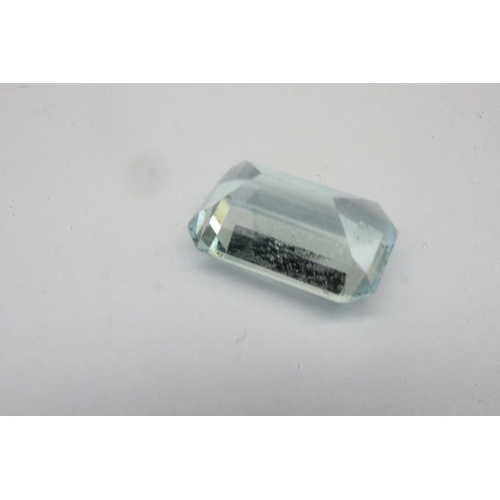 69 - Natural emerald cut loose aquamarine stone: 1.50ct. UK P&P Group 1 (£16+VAT for the first lot and £2... 