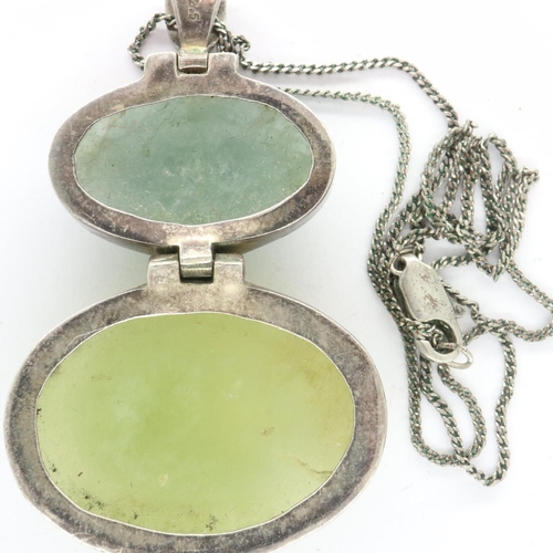 90 - 925 silver and agate pendant necklace, L: 42 cm. UK P&P Group 1 (£16+VAT for the first lot and £2+VA... 