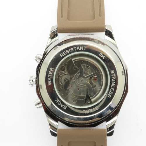 111 - Gents automatic wristwatch with skeleton movement, stainless steel case on a brown silicone strap, w... 