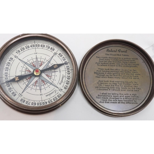 144 - Brass calendar and compass, D: 80 mm. UK P&P Group 1 (£16+VAT for the first lot and £2+VAT for subse... 