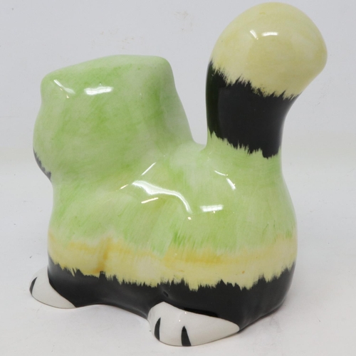 261 - Lorna Bailey cat, Fluffy, no cracks or chips, H: 13 cm. UK P&P Group 2 (£20+VAT for the first lot an... 