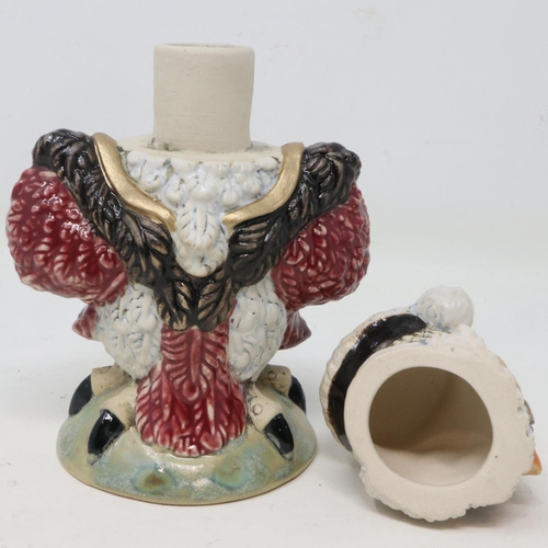 281 - Andrew Hull for Burslem Pottery bird, King Henry VIII, no cracks or chips, H: 12 cm. UK P&P Group 1 ... 