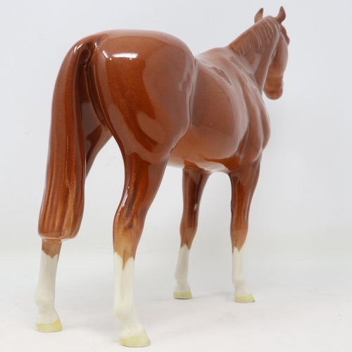 319 - Beswick chestnut horse, no cracks or chips, H: 22 cm. UK P&P Group 2 (£20+VAT for the first lot and ... 