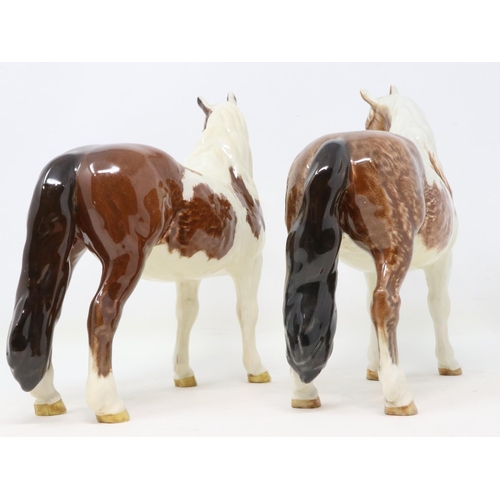 323 - Two Beswick piebald horses, no cracks or chips, largest H: 17 cm. UK P&P Group 2 (£20+VAT for the fi... 