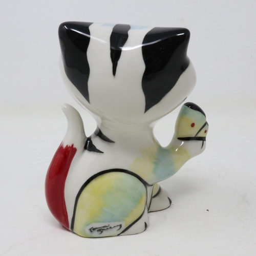 345 - Lorna Bailey butterfly cat, no cracks or chips, H: 14 cm. UK P&P Group 1 (£16+VAT for the first lot ... 