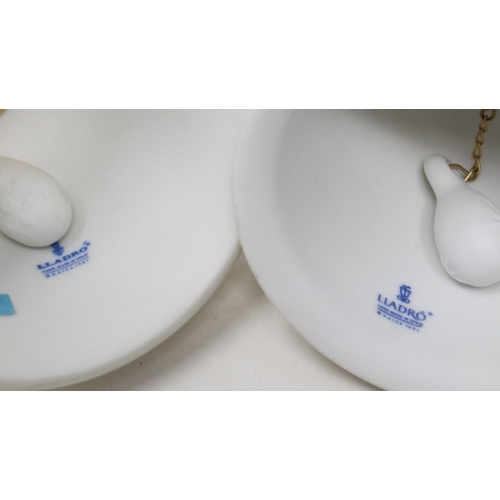 365 - Ten Lladro Christmas bells, no cracks or chips, largest H: 80 mm. UK P&P Group 2 (£20+VAT for the fi... 